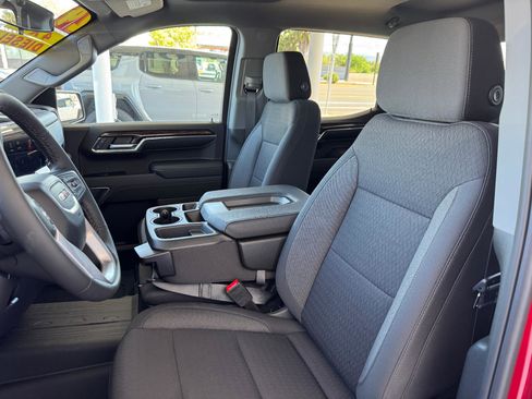 New 2024 GMC Sierra 1500 Elevation image 15
