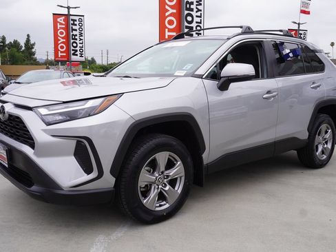 Certified 2024 Toyota RAV4 XLE FWD image 4