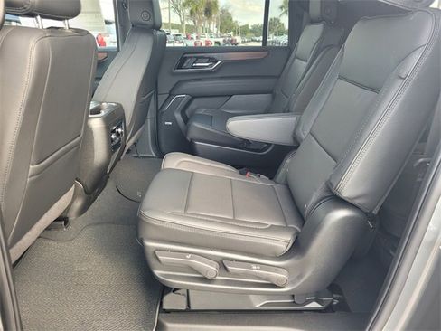 New 2026 GMC Yukon XL Denali image 6