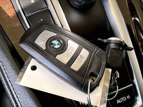 Used 2012 BMW 535i Sedan RWD image 14