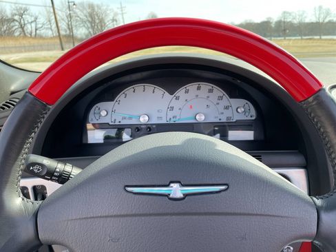 Used 2002 Ford Thunderbird Deluxe RWD image 80