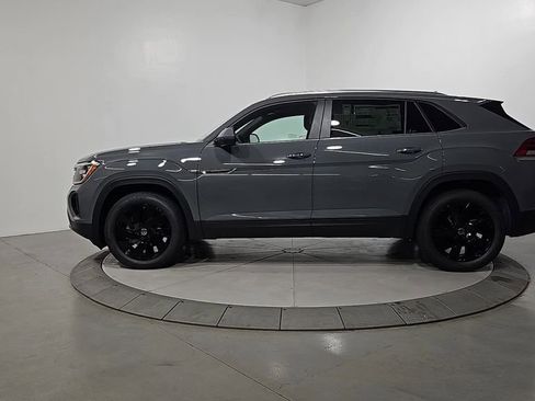 New 2026 Volkswagen Atlas Cross Sport SE AWD/4WD image 2