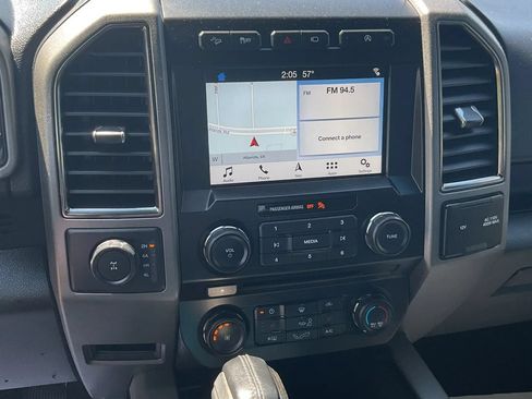 Used 2018 Ford F150 Raptor w/ Equipment Group 801A Mid AWD/4WD image 33