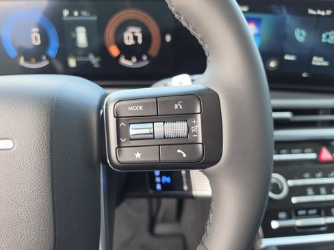 New 2027 Hyundai Santa Fe SE FWD image 30