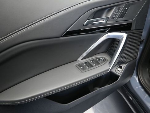 Certified 2025 BMW X1 xDrive28i image 11