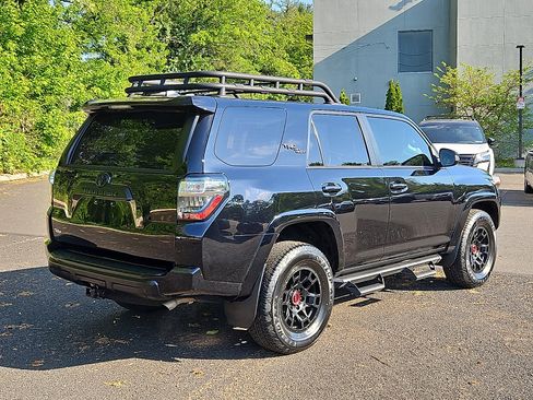 Used 2024 Toyota 4Runner TRD Off-Road Premium w/ TRD Black Wheel Package (TMS) AWD/4WD image 6
