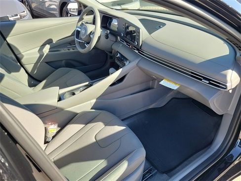 New 2026 Hyundai Elantra SEL Sport Premium image 16