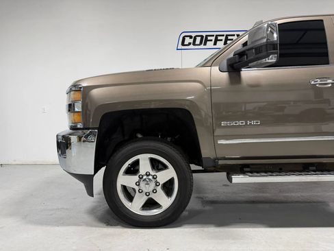 Used 2015 Chevrolet Silverado 2500 LTZ w/ Duramax Plus Package AWD/4WD image 9