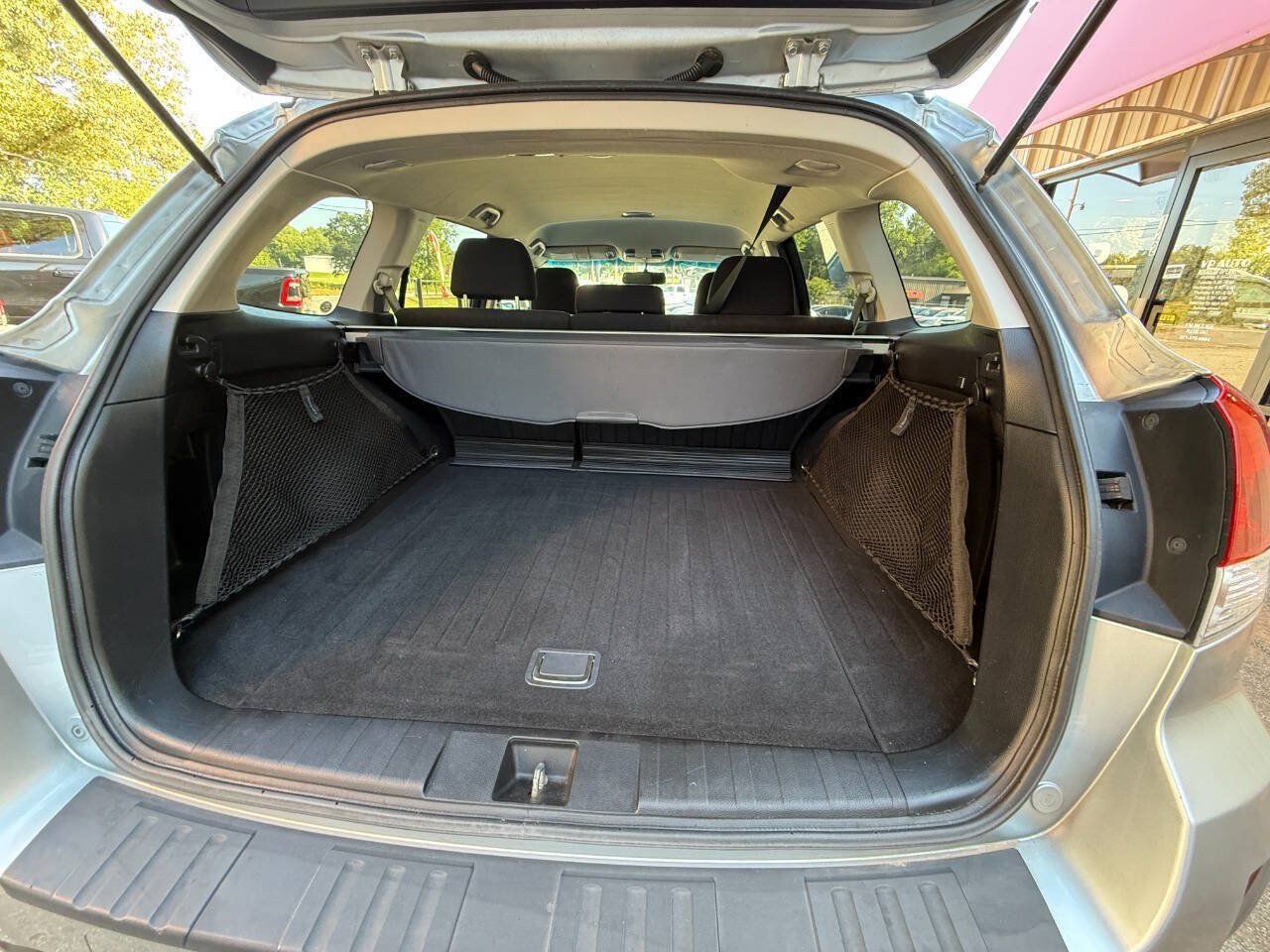 Used 2013 Subaru Outback 2.5i Premium w/ All-Weather Pkg AWD/4WD image 15
