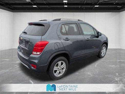 Used 2021 Chevrolet Trax LT AWD/4WD image 4