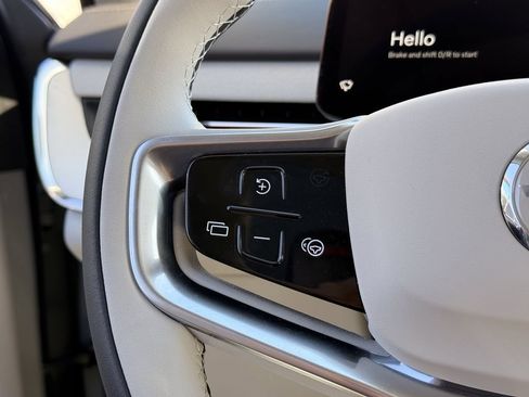 New 2025 Volvo EX90 Ultra AWD/4WD image 16