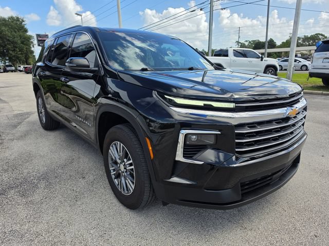 Used 2026 Chevrolet Traverse LT FWD image 7