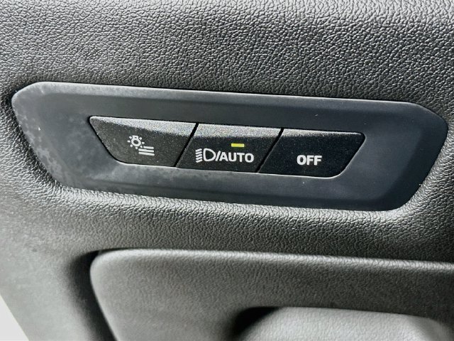 Used 2025 BMW X5 xDrive40i AWD/4WD image 24