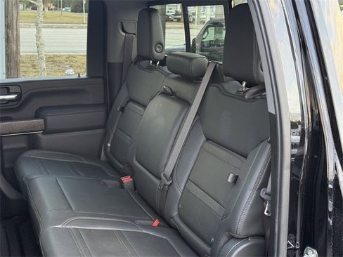 Used 2023 GMC Sierra 2500 Denali w/ Denali Black Diamond Edition image 29