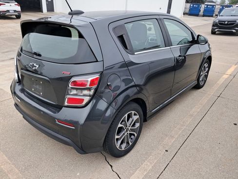 Used 2020 Chevrolet Sonic LT w/ Convenience Package FWD image 7