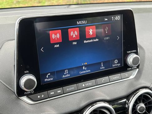 Used 2025 Nissan Sentra SV FWD image 20