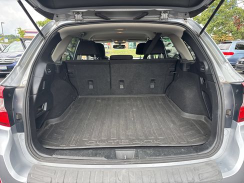 Used 2016 Subaru Outback 2.5i Premium w/ Popular Package #2 AWD/4WD image 9