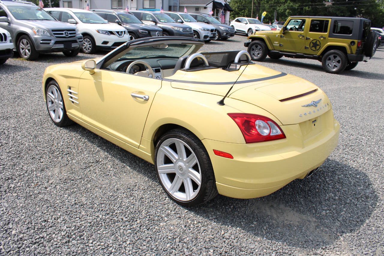 Used 2005 Chrysler Crossfire Limited RWD image 9