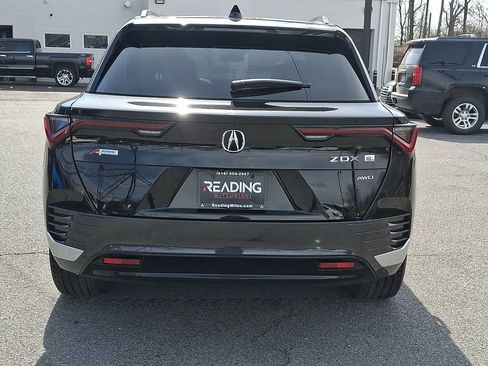Used 2024 Acura ZDX A-Spec image 6