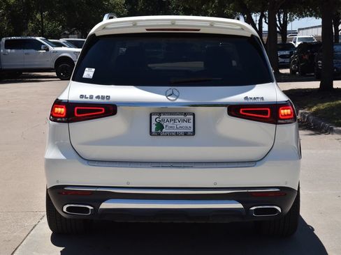 Used 2021 Mercedes-Benz GLS 450 4MATIC image 9