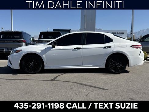 Used 2020 Toyota Camry SE image 9