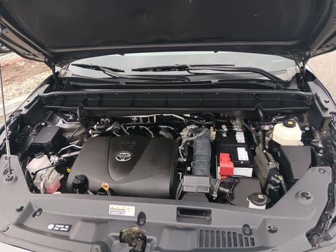 Used 2022 Toyota Highlander XLE image 35
