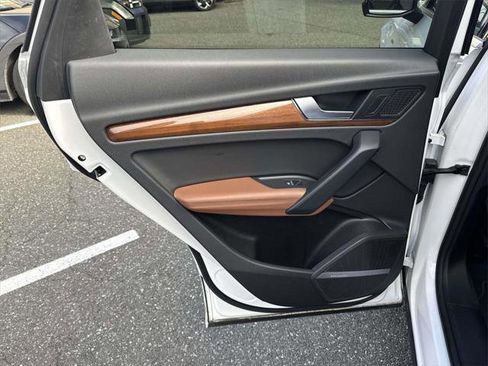 Used 2023 Audi Q5 2.0T Premium Plus image 10