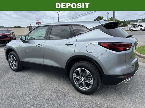 Used 2023 Chevrolet Blazer LT FWD image 6