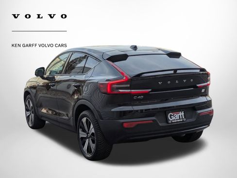 Certified 2023 Volvo C40 Recharge Core image 5