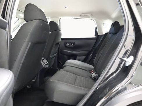 Used 2025 Honda HR-V LX image 31