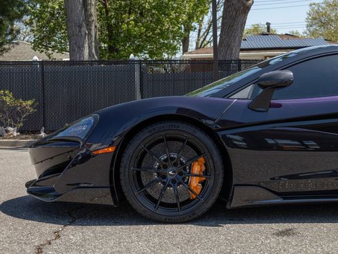 Used 2019 McLaren 600LT RWD image 26