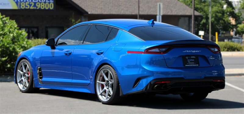 Used 2019 Kia Stinger GT2 AWD/4WD image 2