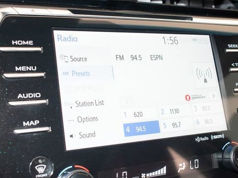 Used 2019 Toyota Camry XSE FWD image 30