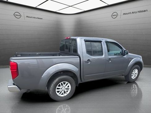 Used 2021 Nissan Frontier SV AWD/4WD image 4