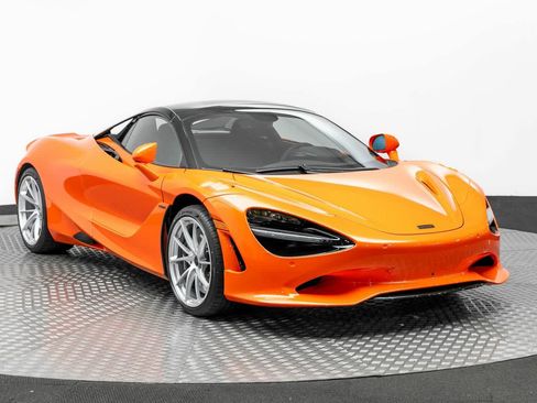 New 2025 McLaren 750S image 39
