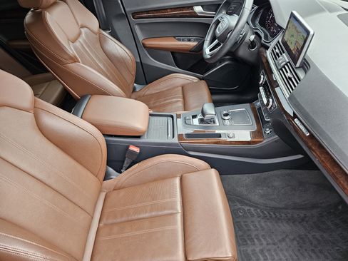 Used 2019 Audi Q5 2.0T Premium Plus w/ Premium Plus Package image 15