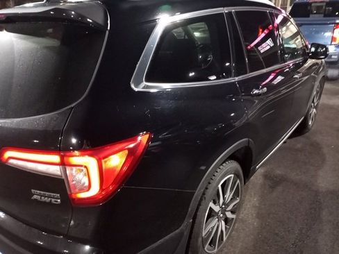 Used 2022 Honda Pilot Touring image 12