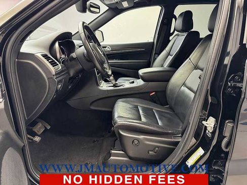 Used 2022 Jeep Grand Cherokee Limited w/ Tech Group AWD/4WD image 13