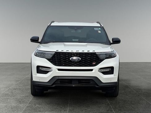 Used 2023 Ford Explorer ST w/ Equipment Group 401A AWD/4WD image 2