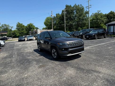 Used 2022 Jeep Compass Limited AWD/4WD image 6