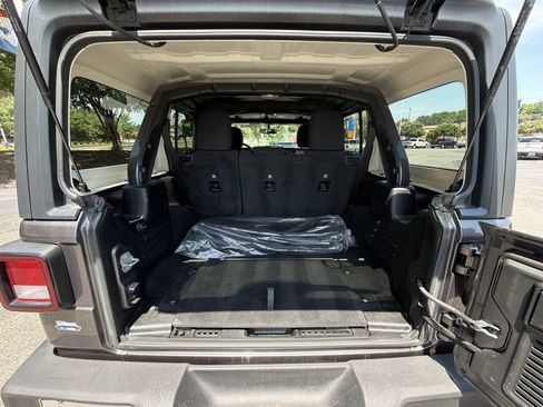 Used 2021 Jeep Wrangler Unlimited Sport AWD/4WD image 24
