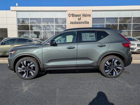 New 2026 Volvo XC40 B5 Ultra w/ Protection Package Premier image 3