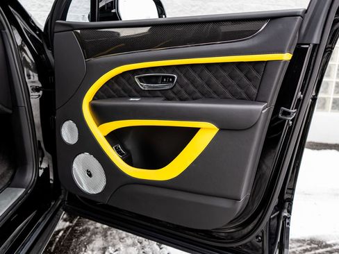 Used 2023 Bentley Bentayga Speed image 41