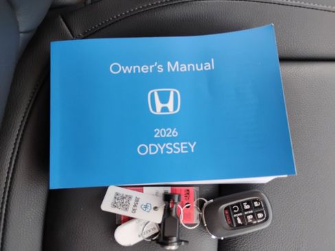 Certified 2026 Honda Odyssey EX-L image 34