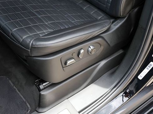 Certified 2023 Cadillac Escalade Sport Platinum AWD/4WD image 8