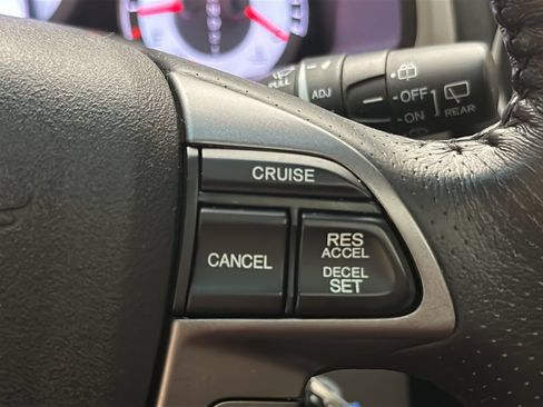 Used 2013 Honda Pilot Touring image 36