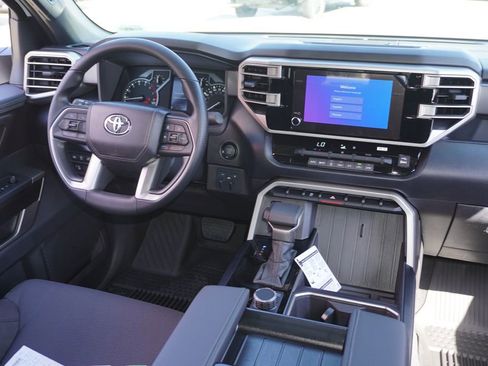 New 2026 Toyota Tundra SR5 image 18