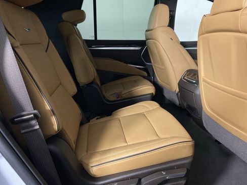 New 2026 Cadillac Escalade Luxury w/ Touring Package image 29