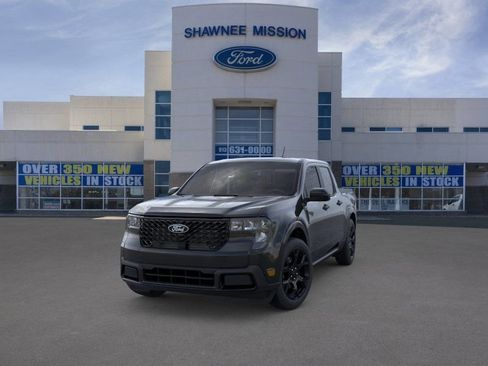 New 2025 Ford Maverick XLT w/ XLT Luxury Package AWD/4WD image 2