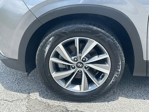 Used 2019 Hyundai Santa Fe Limited FWD image 11